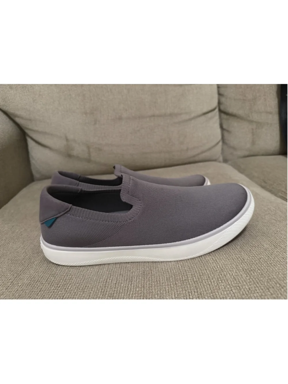 Vessi Boardwalk Slip-On Women's Gray Waterproof DymaTex Knit Sneaker Size 9
